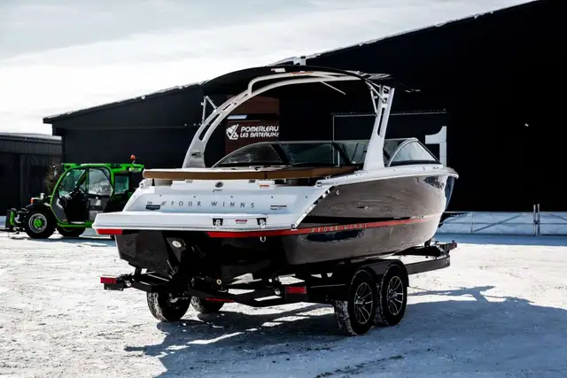 2026 Four Winns H2 Freedom in Powerboats & Motorboats in Rimouski / Bas-St-Laurent - Image 6