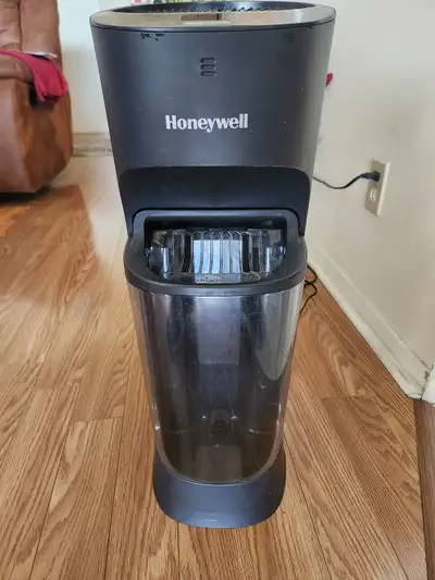 Humidificateur d'air vertical à vapeur froide remplissage par le haut Honeywell HEV620BC avec humido...