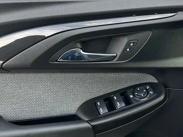 2023 Chevrolet Trailblazer LT in Cars & Trucks in Edmonton - Image 16