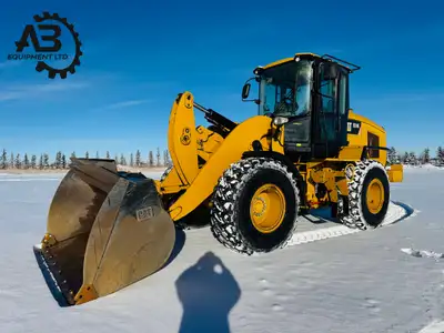 2013 CAT 924K 7368 HRS Pre emissions Quick attach 3rd valve New 20.5-25 tires Heat/ac Air ride seat...