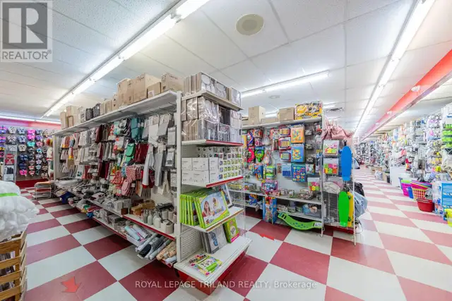 2 - 99 ONTARIO STREET S Lambton Shores (Grand Bend), Ontario in Commercial & Office Space for Sale in Grand Bend - Image 28
