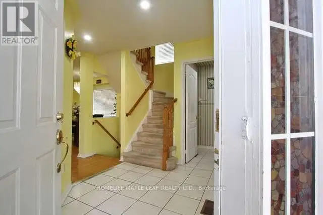 153 CORDGRASS CRESCENT Brampton (Sandringham-Wellington), Ontari in Houses for Sale in Mississauga / Peel Region - Image 6