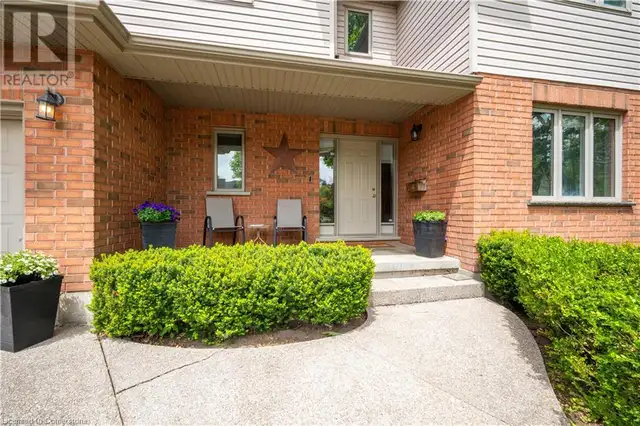 35 DAYMAN Court Kitchener, Ontario in Houses for Sale in Kitchener / Waterloo - Image 8