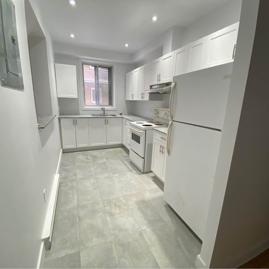 3400 Avenue Linton — photo 1