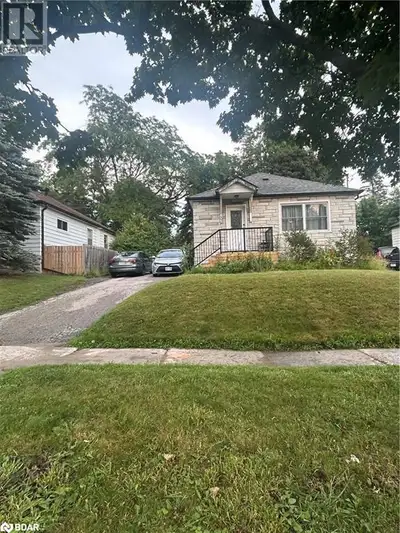 153 CODRINGTON Street Barrie, Ontario