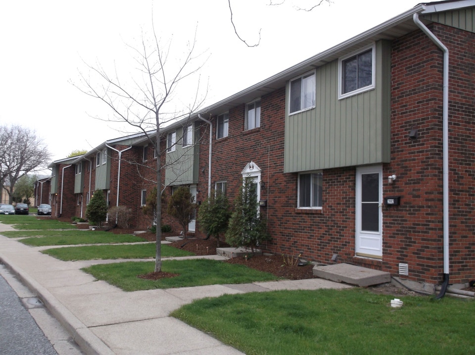 Anchorage on the Park Townhomes - 3 Bedroom, 1.5 Bath Apartment 5