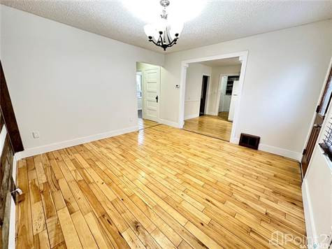 109 5th STREET in Houses for Sale in Regina - Image 4