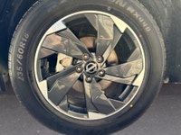 Intelligent All-Wheel Drive | Idle Stop/Start System | Power Panoramic Moonroof | Xtronic CVT | Heat... (image 8)