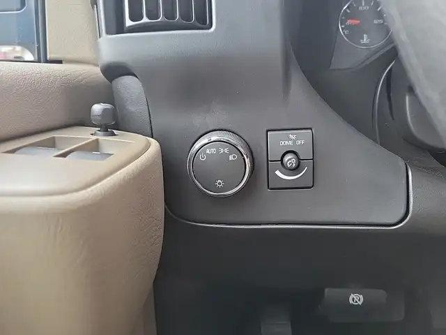 2025 Chevrolet Express 2500 Work Van in Cars & Trucks in Markham / York Region - Image 18
