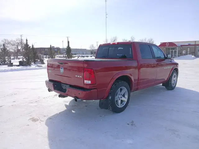 2012 Ram 1500 Sport in Cars & Trucks in Winnipeg - Image 6