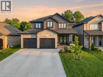 Welcome to this exquisite 2-storey home nestled in the charming town of Waterford—where timeless ele...