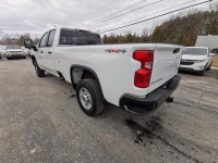 "• Power_Steering • Power_Brakes • Power_Windows • Power_Mirrors • Power_Locks • Air_Conditioning •... (image 2)