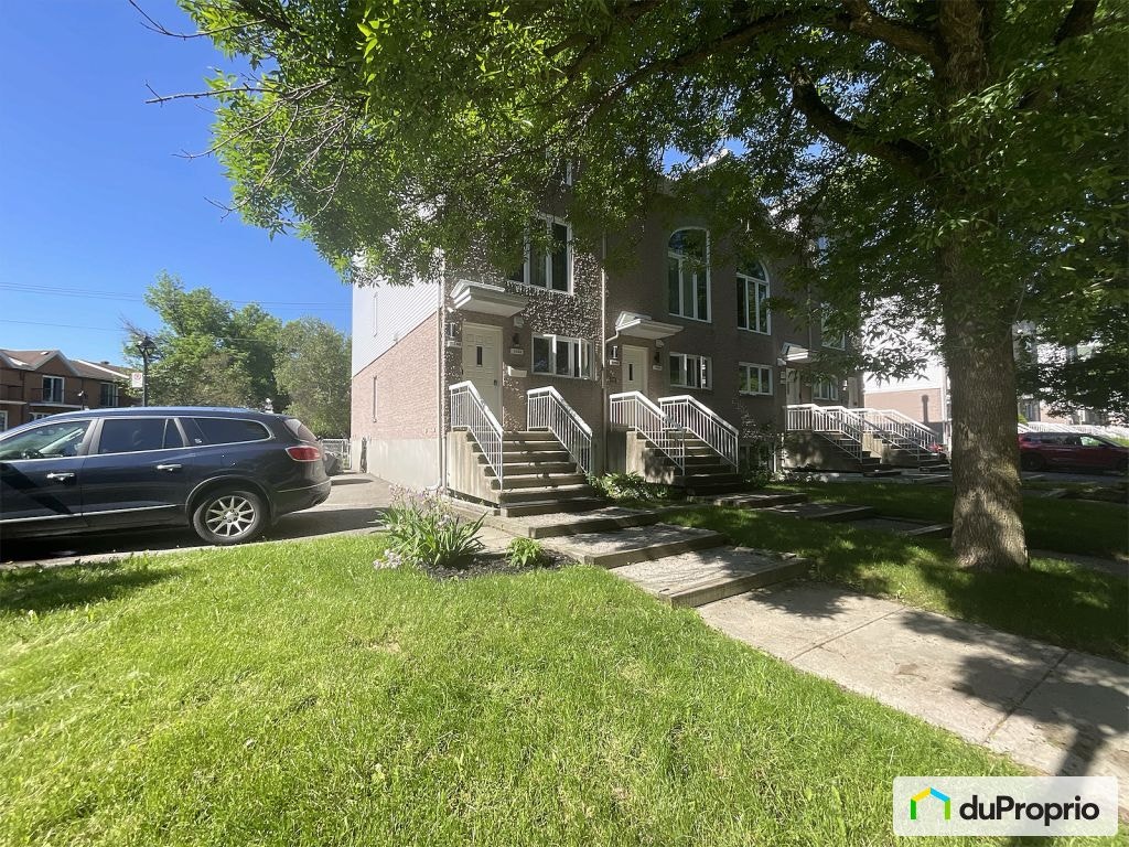 $399,000 - Condominium in Pointe-Aux-Trembles / East Montreal — photo 2