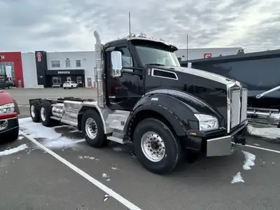 2026 Kenworth T880 ...