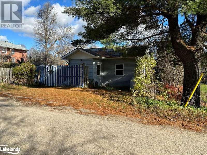20 ELM Street Burk's Falls, Ontario Houses for Sale Muskoka Kijiji