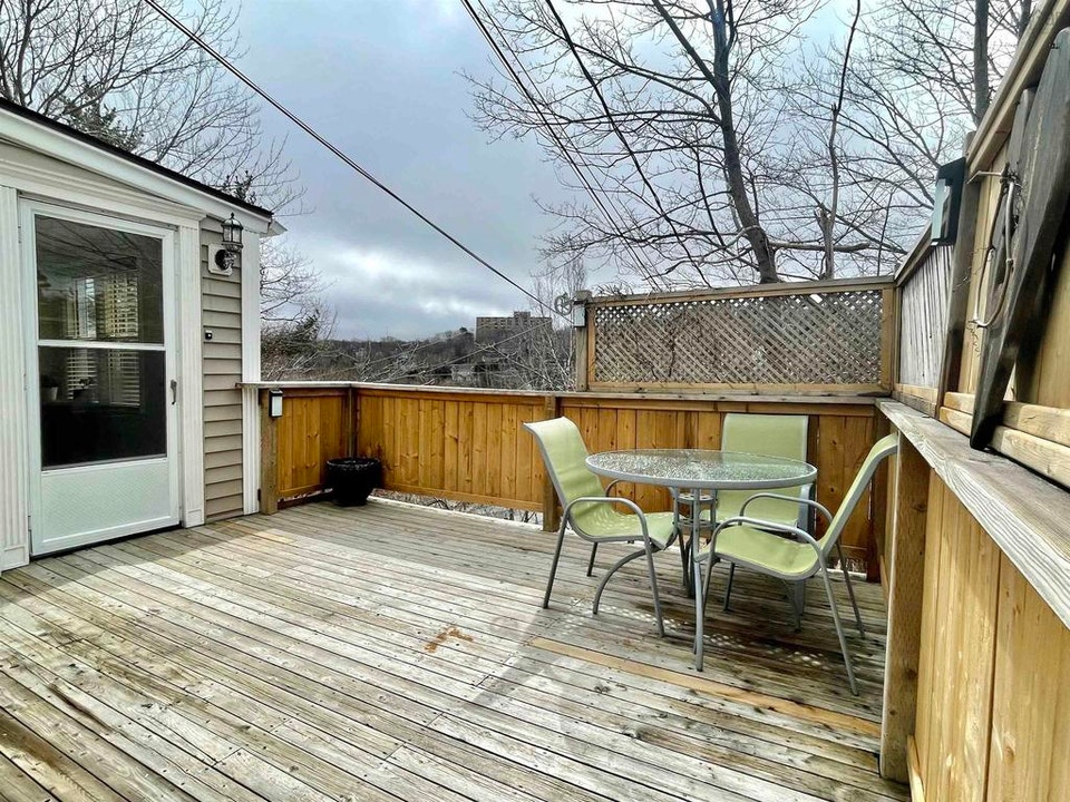 Armdale Rotary Executive 4 Bedroom Apartment for Rent 3