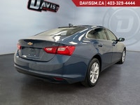 The 2025 Chevrolet Malibu 1LT blends sleek sedan styling, everyday comfort, and smart technology int... (image 4)