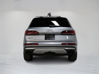 This 2021 Audi SQ7 4.0T Premium Plus is a local Ontario vehicle with a clean Carfax report. Featurin... (image 5)
