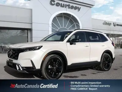 Don't miss your chance to own a pristine, nearly new CR-V! Sourced from Honda Financial Services, th...
