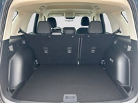 Check out this vehicle's pictures, features, options and specs, and let us know if you have any ques... (image 9)