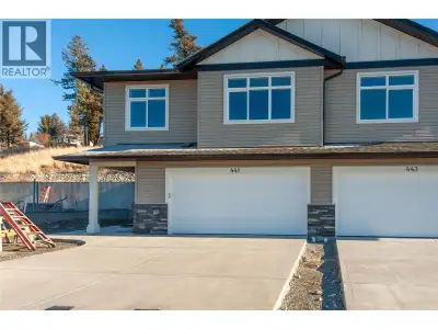 Functional and extremely affordable. This Bergman designed half duplex features 3 bedrooms, 2 bathro...