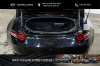 *English below* *Français:* Cette Mazda MX-5 Miata Sport 2021 incarne le plaisir de conduire ? l'éta... (image 6)