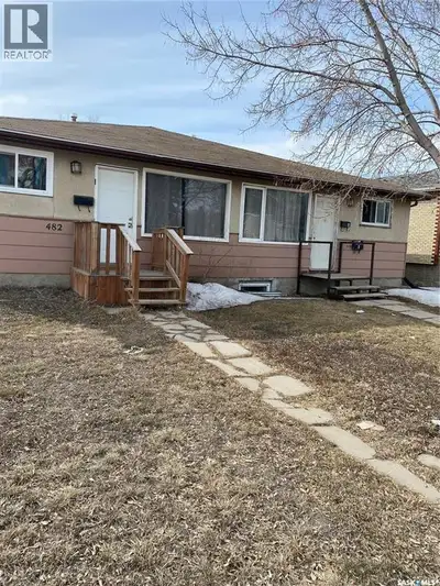 This property owner is motivated to sell. Property needs some clean up and some cosmetic upgrades bu...