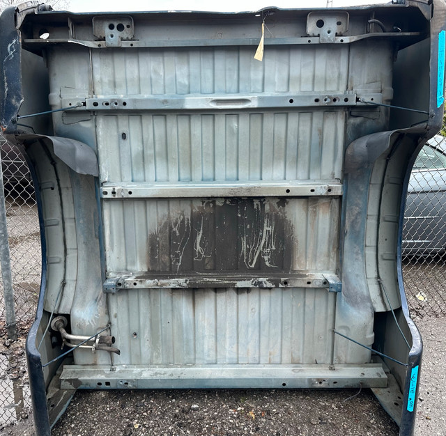 Southern Box/Bed Silverado/Sierra Rust Free! dans Pièces de carrosserie  à Fredericton - Image 3