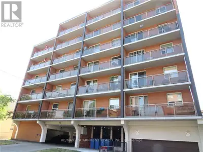 307 - 30 SUMMIT AVENUE Hamilton (Eastmount), Ontario
