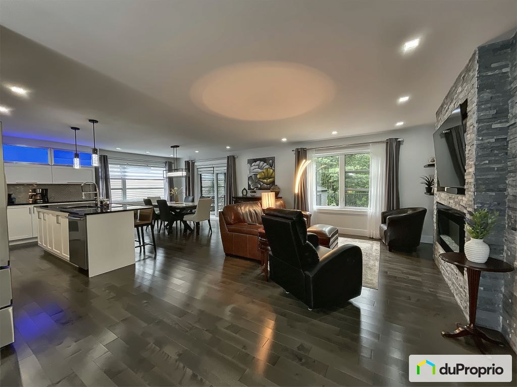 $845,000 - Bungalow for sale in Ste-Marthe-Sur-Le-Lac — photo 3