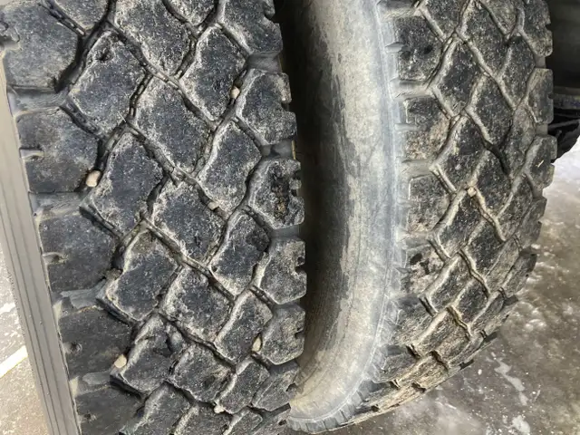 1999 Advance 27,000 Liter Quad axle Crude Oil Tanker Trailer in Heavy Equipment in Delta/Surrey/Langley - Image 11