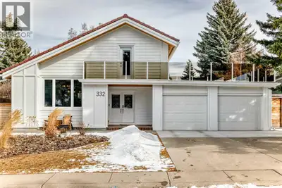 Welcome to a superbly located 2 - storey split. This home is located in one of the best streets in a...
