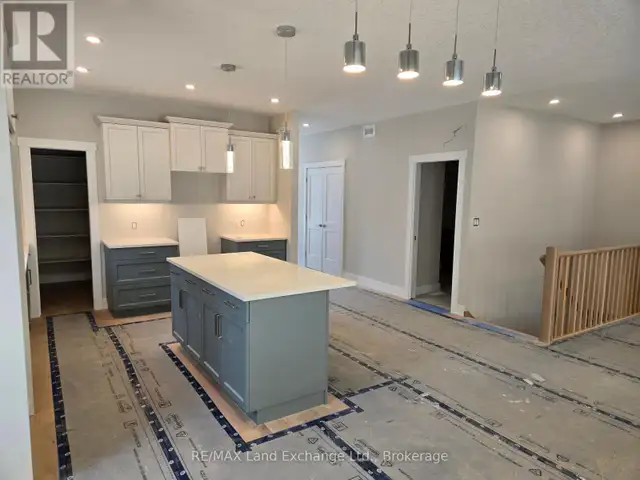 784 CAMPBELL AVENUE Kincardine, Ontario in Houses for Sale in Owen Sound - Image 5