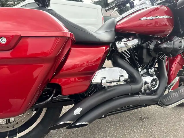 2019 Harley-Davidson Road Glide ~ ROAD GLIDE ~ V&H ~ NAVI ~ CANA in Sport Touring in City of Toronto - Image 13