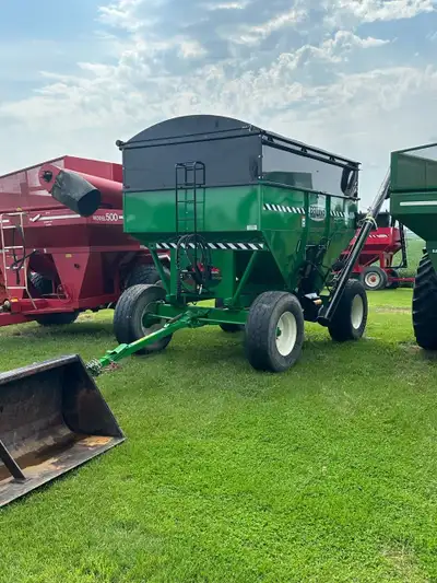 Brand New Bruns 430 Bushel Gravity Box Wagon , 24" Tall Extentions & LAB Heavy Duty Seed Auger's,Exc...