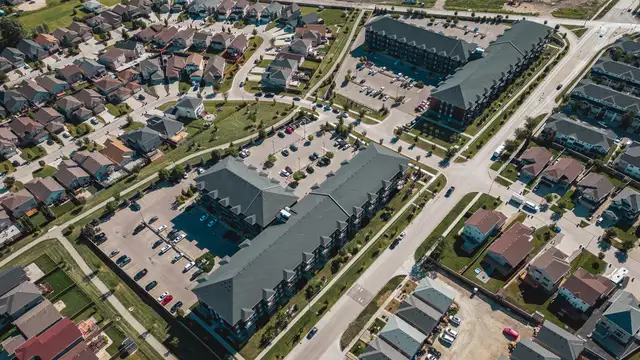 15/20 Innsbruck Village: Incredible Property - Brand New Build!! in Long Term Rentals in Winnipeg - Image 13