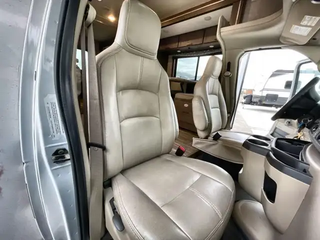 2023 Thor Motor Coach Four Winds 24F in RVs & Motorhomes in Kamloops - Image 21
