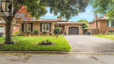 Welcome home to 8 Jessica Drive! Beautifully renovated brick backsplit situated in a quiet family fr...