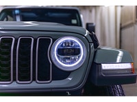 **ONE OWNER - ACCIDENT FREE** 24,959 KM This 2024 Jeep Wrangler 4x4 Sahara is powered by a 3.6L engi... (image 6)
