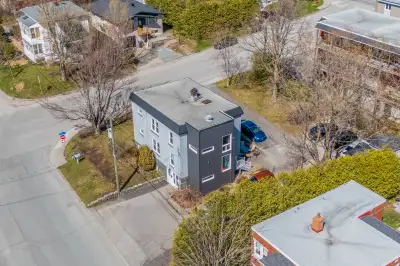 120 11e Avenue N., Sherbrooke Le prix est + TPS / TVQ. Terrain de 9 199,91 pi² situé sur un coin de...