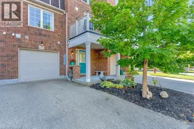 Calling all first time home buyers and investors! This move-in ready, low maintenance, turn-key, stu...