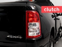 NO ACCIDENTS / CLEAN CARFAX / 1 OWNER / Climate Control, Auxiliary Audio Input, Bluetooth Music and... (image 7)