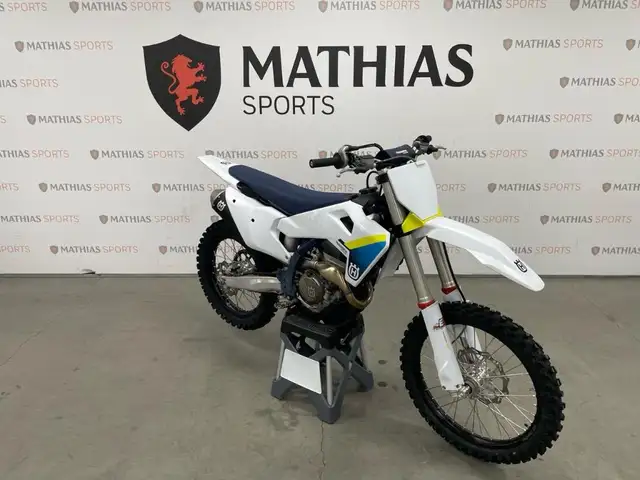 2025 HUSQVARNA FC250 in Dirt Bikes & Motocross in Longueuil / South Shore - Image 3