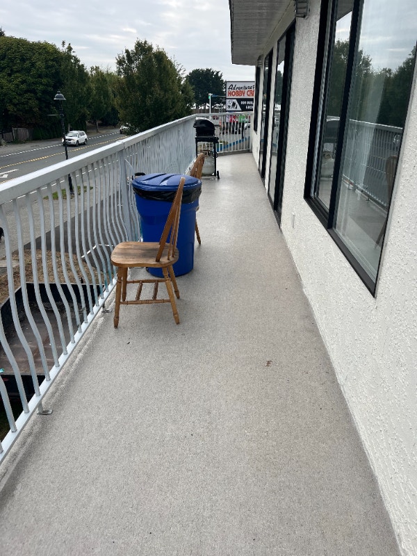 Campbell River 3 bedroom 1 Bath 1300 sf Apartment 2,385 Long Term