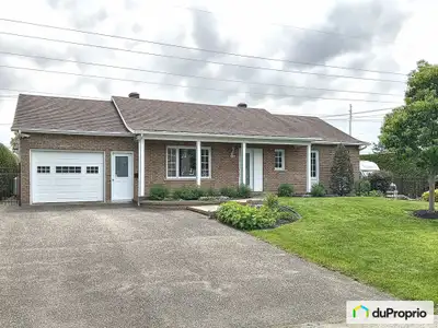 Belle opportunité pour une grande maison familiale avec 5 chambres (3 au rez-de-chaussée) 2 salons,...