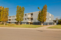Amenities: Quiet Building • Great Location • Park Views Suite & Building: Bachelor, one-, two-, and... (image 1)