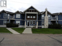 101, 4808 52 Street Lacombe, Alberta