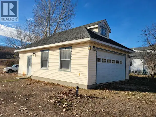 11806 78 Street Peace River, Alberta in Land for Sale in Grande Prairie - Image 5