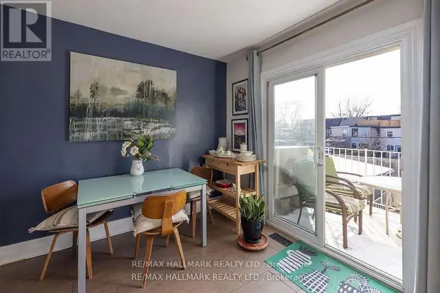 UPPER - 18 PAPE AVENUE Toronto (South Riverdale), Ontario in Long Term Rentals in City of Toronto - Image 2