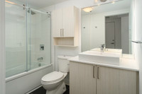 Condo logement Apartment for rent-1 chambre/bedroom-3.5 3 1/2 Metro Berri, UQAM, CHUM, Vieux Port, Q... (image 4)
